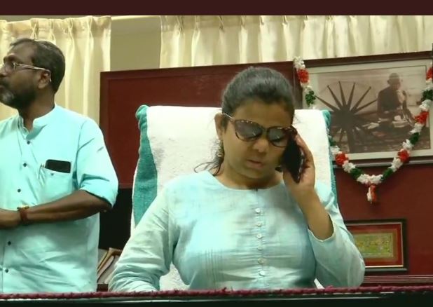 तिरुअनंतपुरम के सब-कलेक्टर के रूप में भारत की पहली दृष्टि-बाधित महिला आईएस अधिकारी प्रांजल पाटिल ने संभाला पदभार