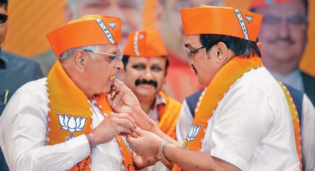 जनादेश 2022 : राज्य अलग, आदेश अलग