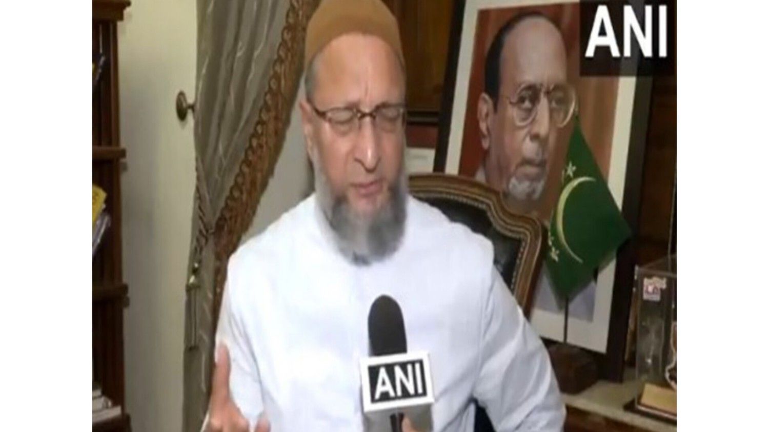 ओवैसी ने पाकिस्तान पर साधा निशाना, कहा 