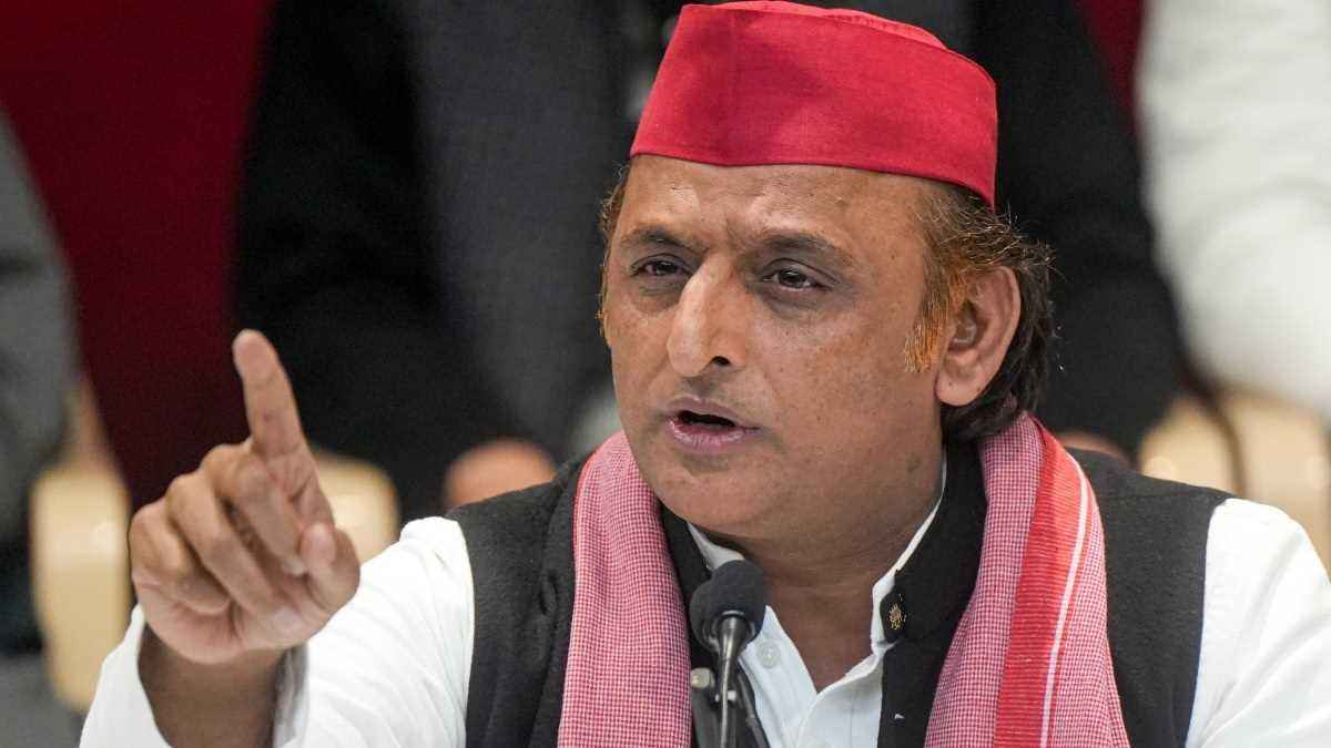 भाजपा का कोई नेता धनखड़ से मिलने उनका हालचाल जानने क्यों नहीं गया: अखिलेश यादव
