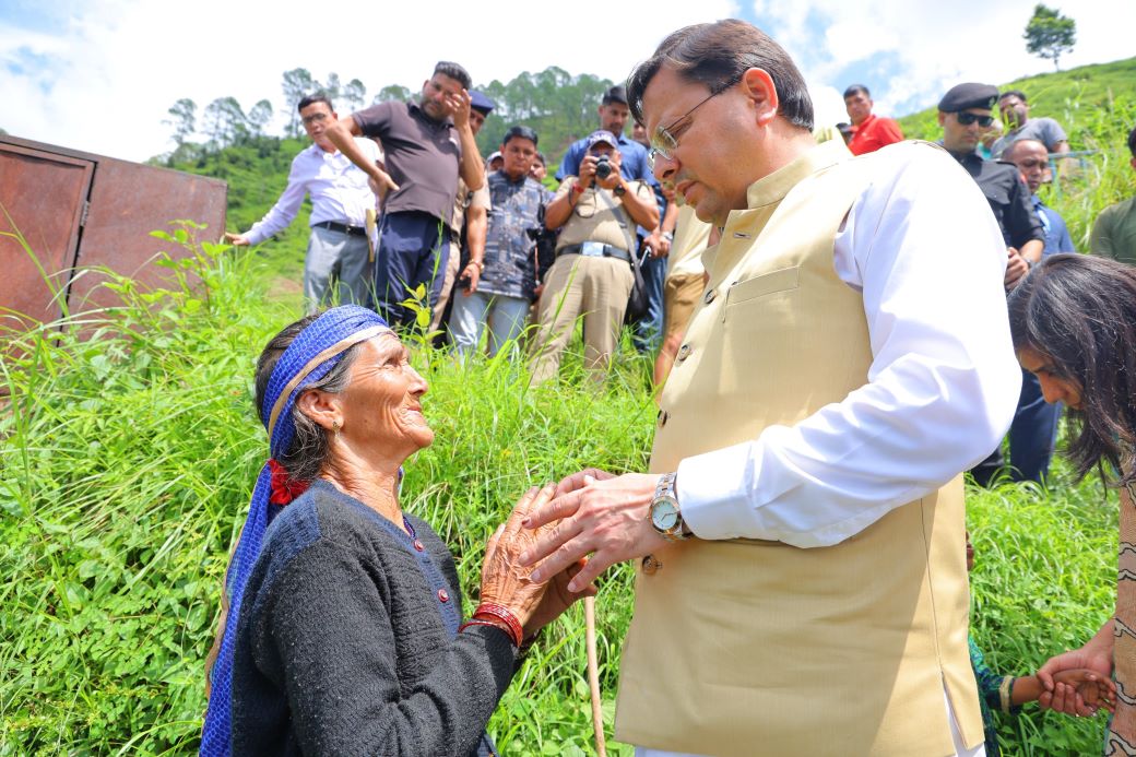 धराली से पौड़ी गढ़वाल तक राहत अभियान की कमान संभाले सीएम धामी, जनता को दिलाया भरोसा