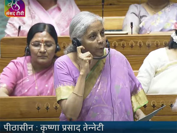 सरकार ने नया आयकर विधेयक लोकसभा से वापस लिया, संशोधित रूप सोमवार को पेश होगा