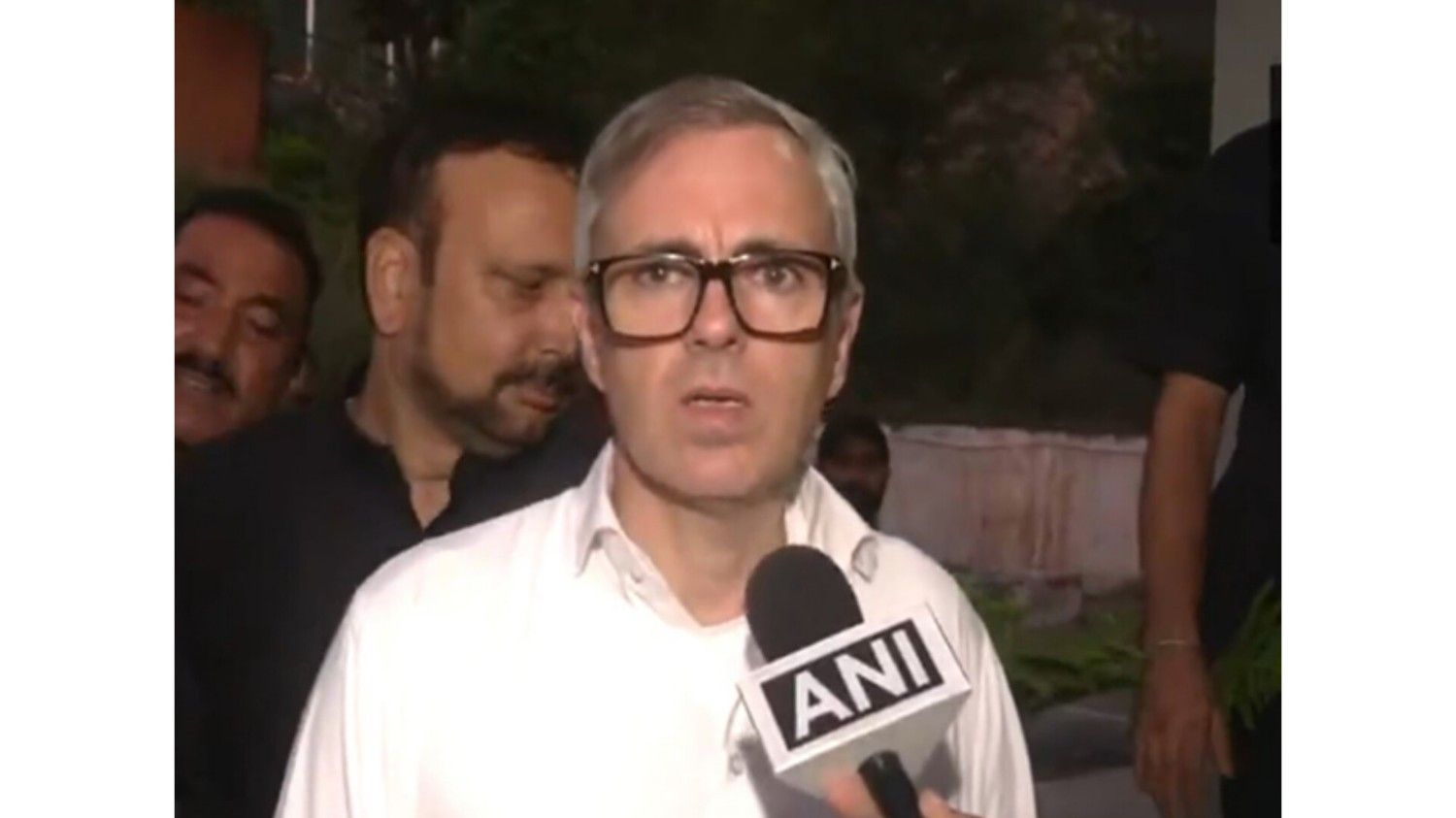 सीएम उमर अब्दुल्ला ने ईद-ए-मिलाद की छुट्टी को स्थानांतरित न करने पर जताया रोष