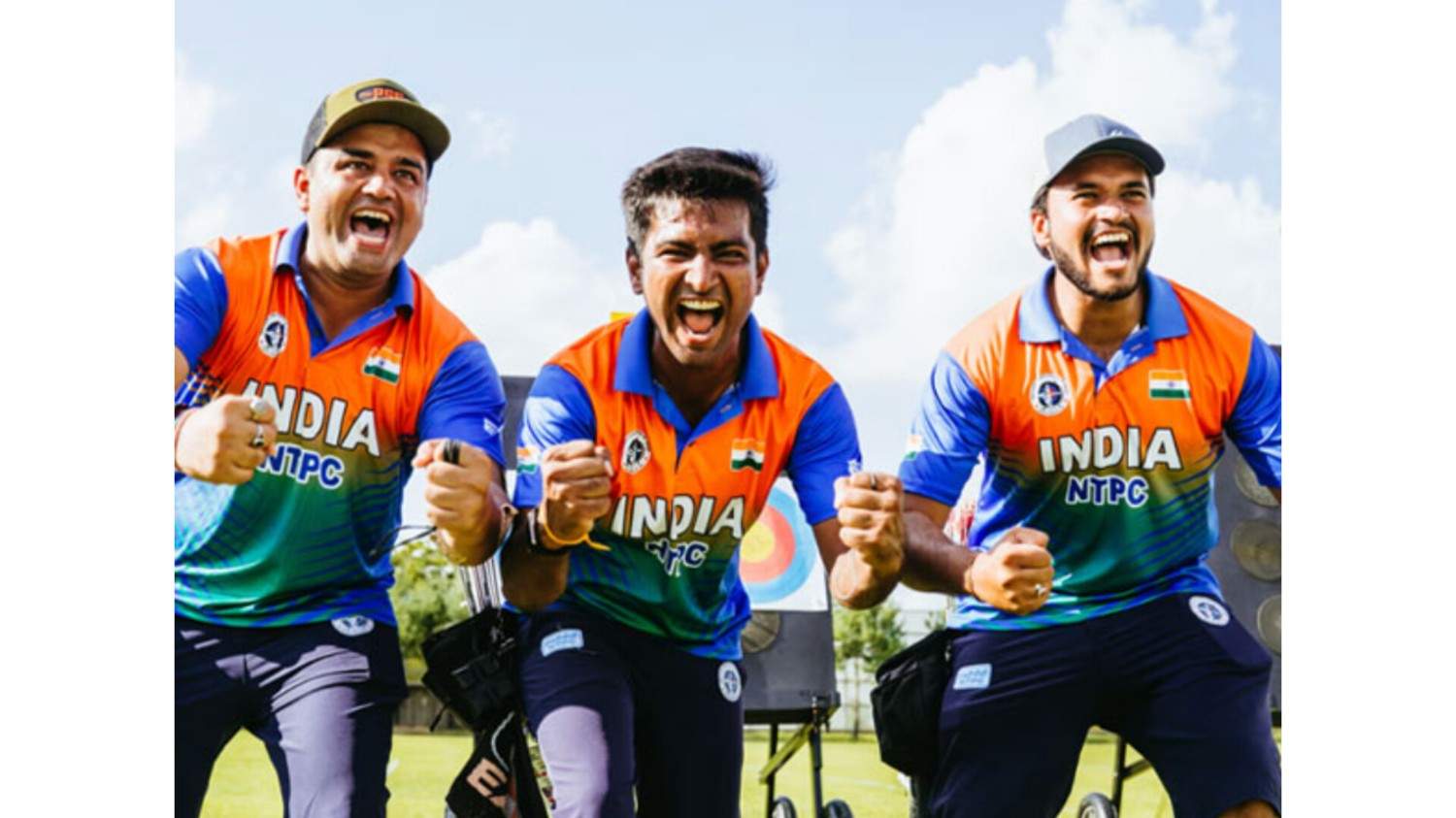 भारतीय पुरुष कंपाउंड तीरंदाजी टीम ने विश्व चैंपियनशिप में पहला स्वर्ण पदक जीता