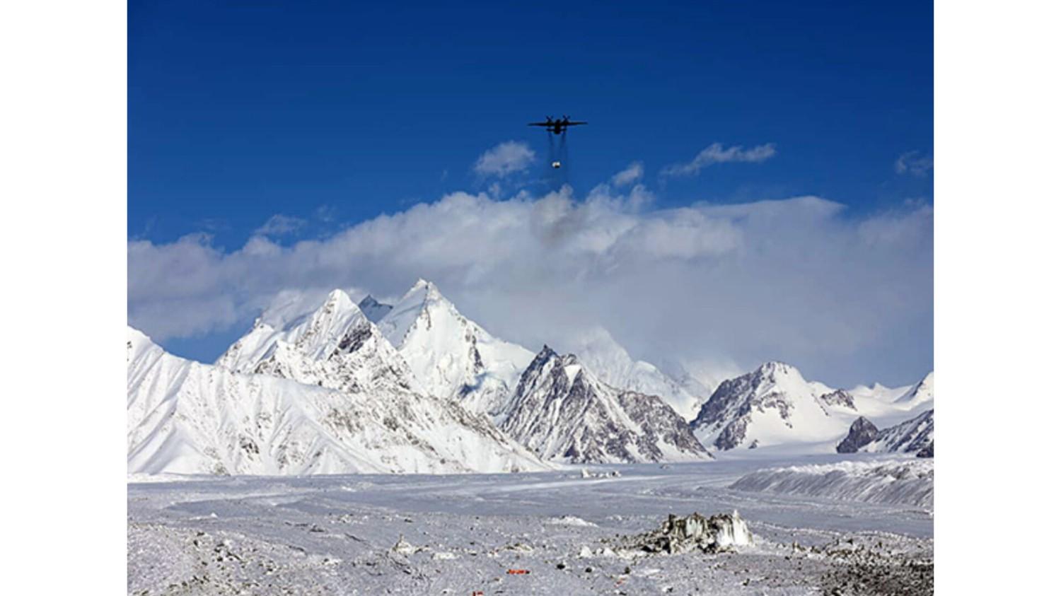 सियाचिन में भारतीय सेना के शिविर पर हिमस्खलन, 3 सैनिक मारे गए