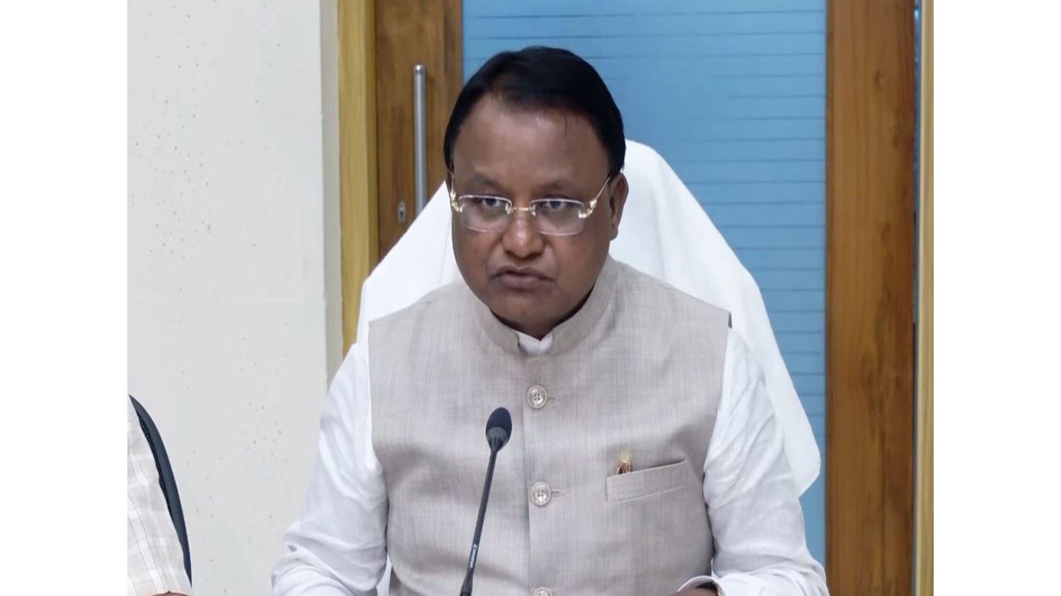 भीषण चक्रवाती तूफान 'मोंथा': ओडिशा में 11,000 से अधिक लोगों को सुरक्षित स्थानों पर पहुंचाया गया