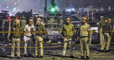 लाल किला विस्फोट : दिल्ली पुलिस हाई अलर्ट पर, राष्ट्रीय राजधानी में गहन तलाशी अभियान जारी