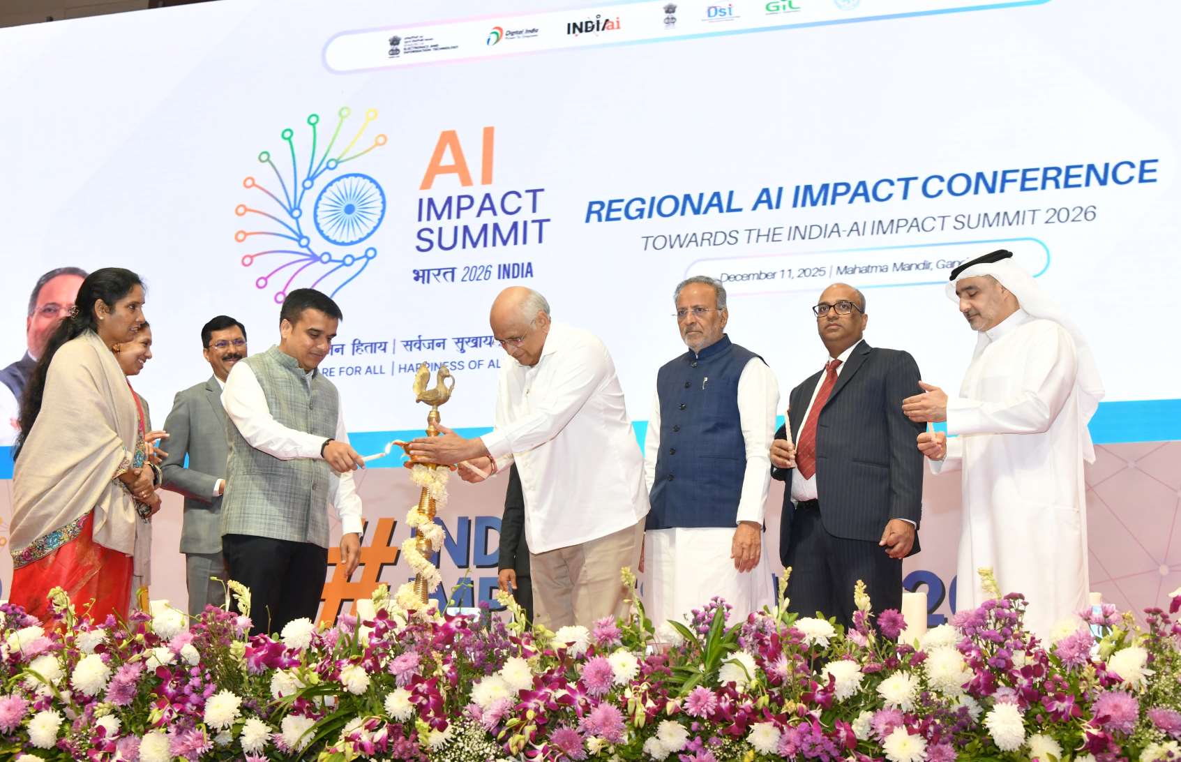 मुख्यमंत्री श्री भूपेंद्र पटेल ने महात्मा मंदिर में रीजनल एआई इम्पैक्ट कॉन्फ्रेंस का प्रारंभ कराया
