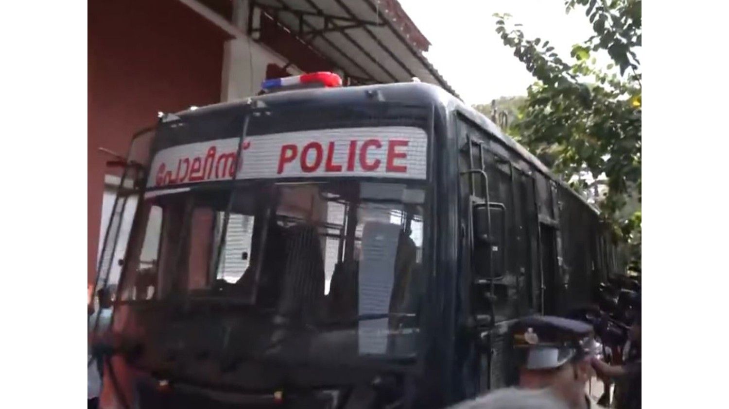 केरल :  साल 2017 अभिनेत्री पर हमले का मामला, छह दोषियों को 20 साल की कठोर कारावास की सजा सुनाई गई