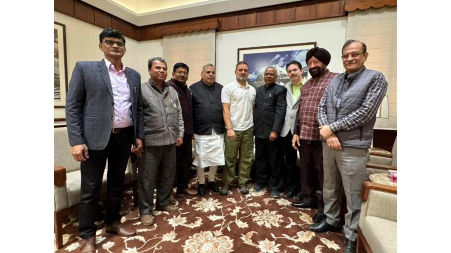 विपक्ष के नेता राहुल गांधी ने मजदूर संघों से की मुलाकात, श्रम संहिता संबंधी चिंताओं को उठाया