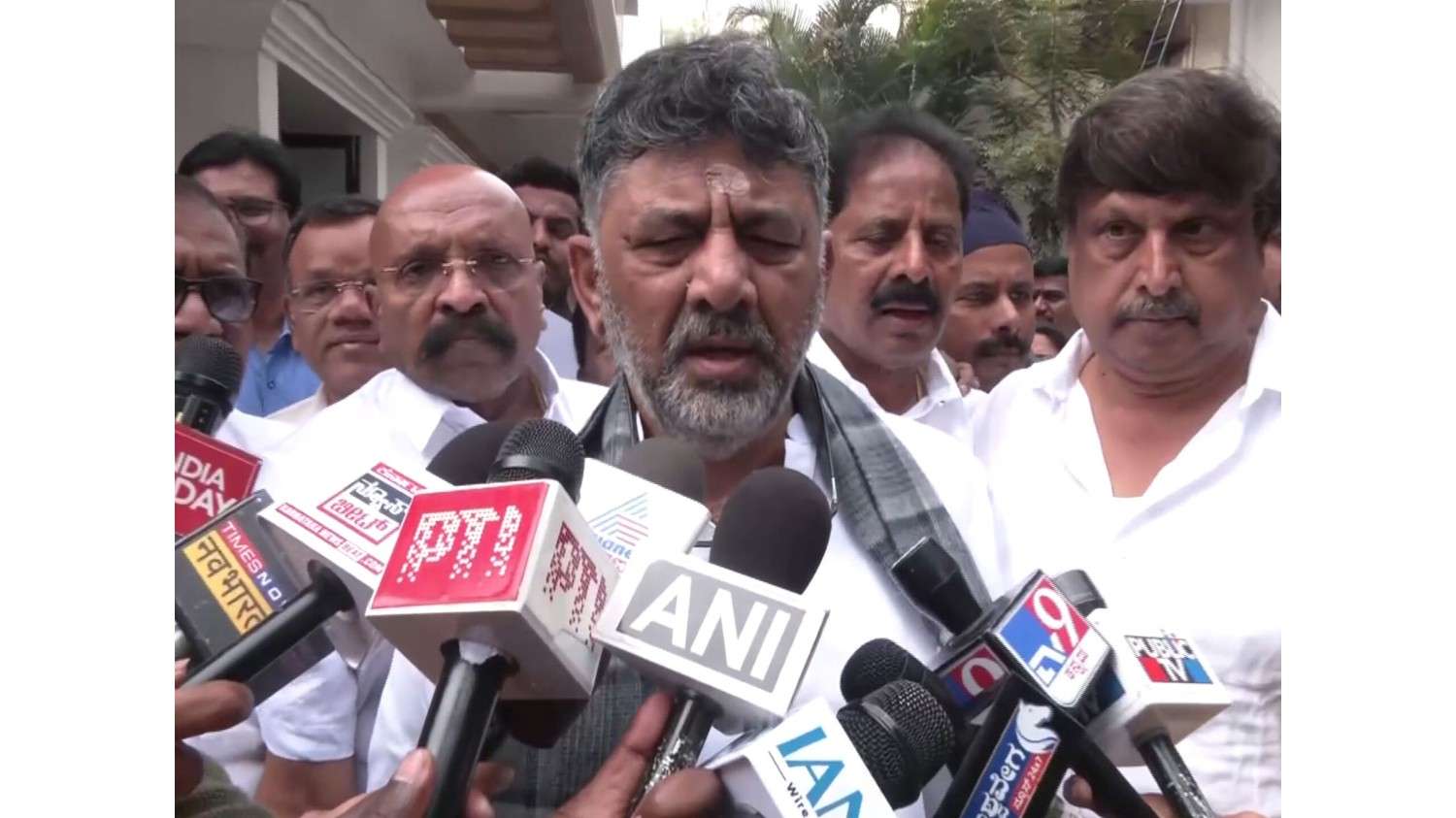 कर्नाटक के उपमुख्यमंत्री ने नेतृत्व संघर्ष पर अपनी पार्टी के उच्च कमान पर किया विश्वास, कहा 