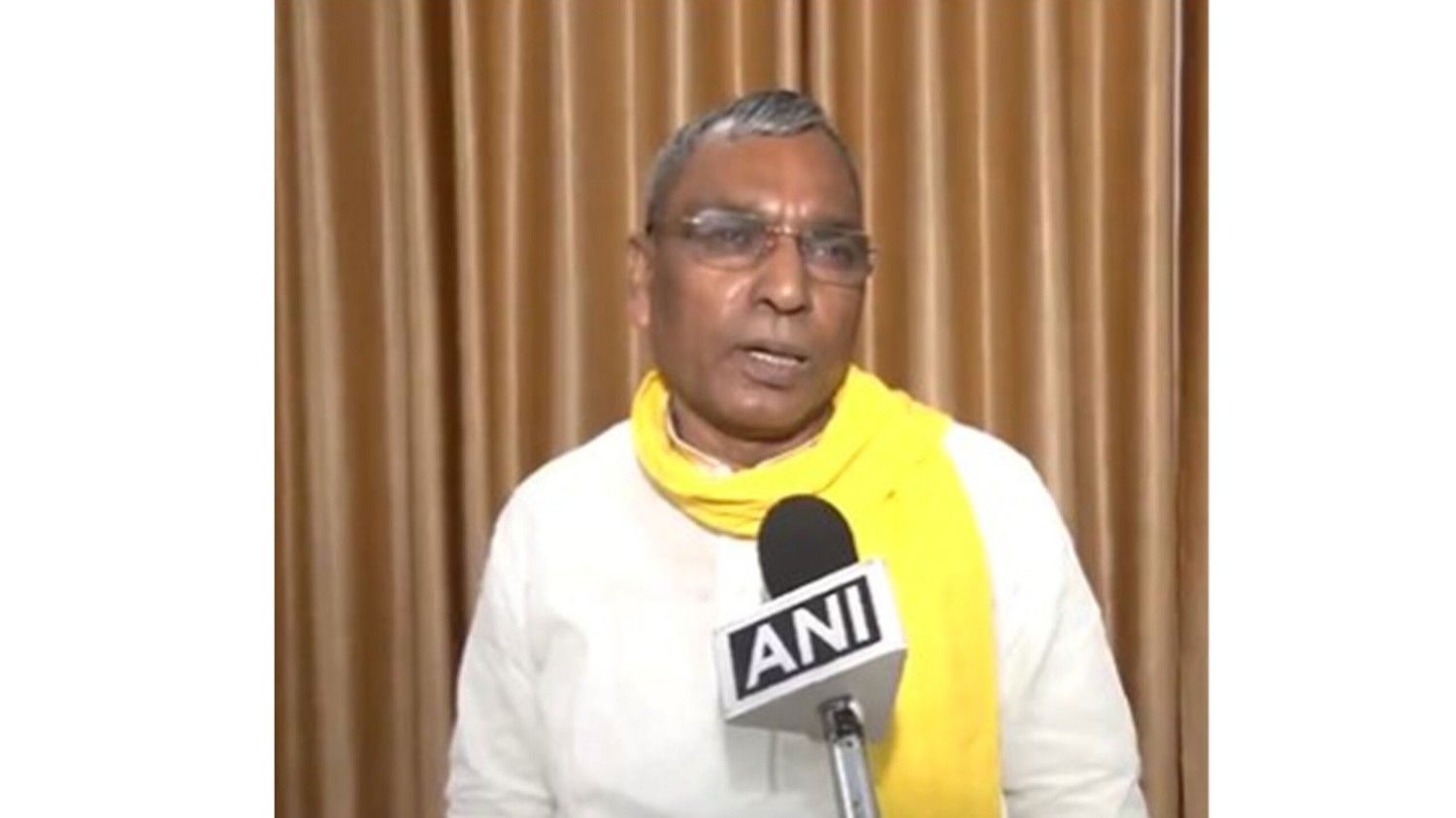 ओपी राजभर ने अखिलेश यादव के बंगाल दौरे पर तंज कसा, कहा 