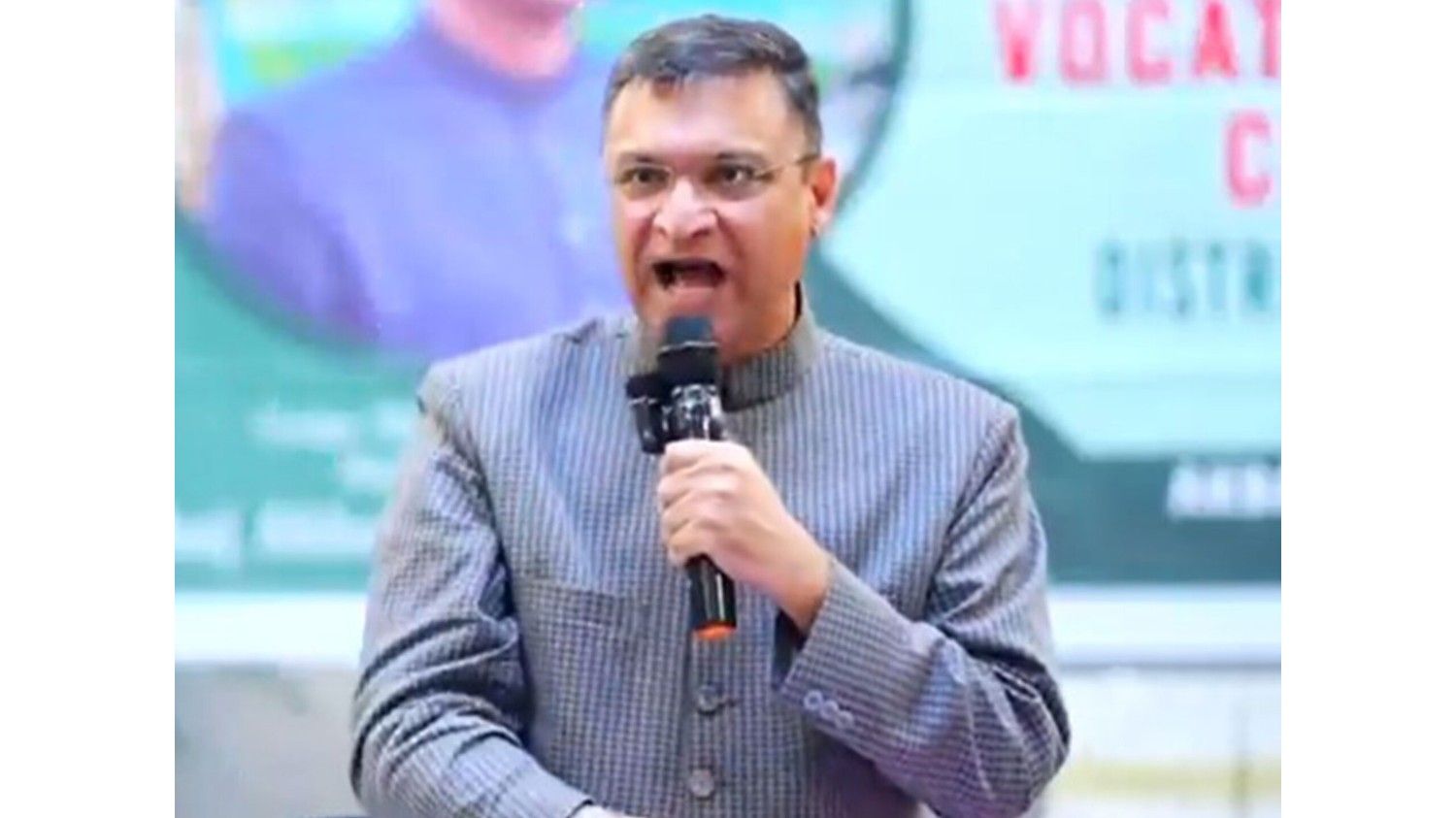 अकबरुद्दीन ओवैसी ने विध्वंस को लेकर की सरकारों की आलोचना, कहा 'भाजपा और कांग्रेस में कोई फर्क नहीं; मुसलमानों को निशाना बनाया जा रहा है'