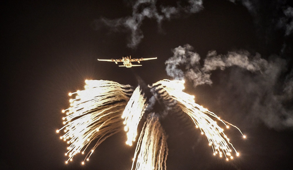 वायु शक्ति-2019: भारतीय वायु सेना ने राजस्थान के पोखरण में अपनी सैन्य शक्ति का किया प्रदर्शन