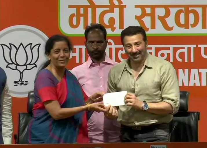 अभिनेता सनी देओल भाजपा में हुए शामिल