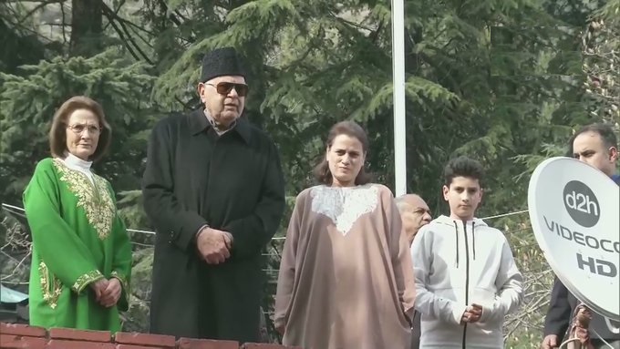 जम्मू कश्मीर: सात महीने के बाद रिहा किए गए पूर्व मुख्ययमंत्री फारूक अब्दुल्ला