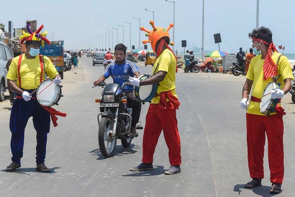 चेन्नई में कोरोना वायरस के खिलाफ जागरूक अभियान