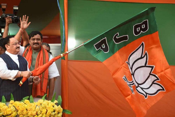 नदिया के नवाद्वीप में विधानसभा चुनाव से पहले भाजपा राष्ट्रीय अध्यक्ष जे पी नड्डा ने किया परिवर्तन यात्रा का उद्घाटन