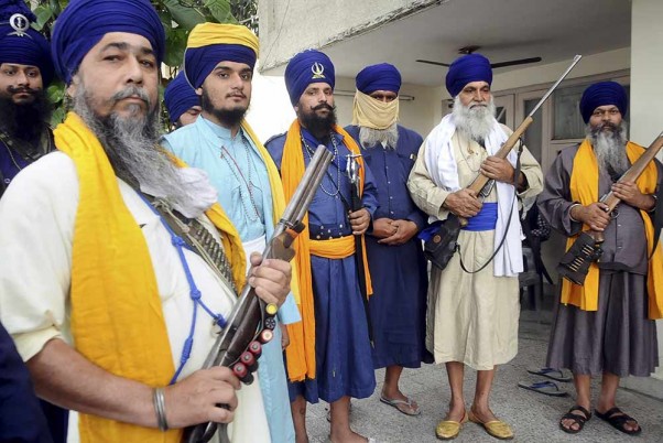 निहंग प्रमुख बाबा बलबीर सिंह की हत्या के बाद निहंग संप्रदाय मुख्यालय में कड़ी सुरक्षा