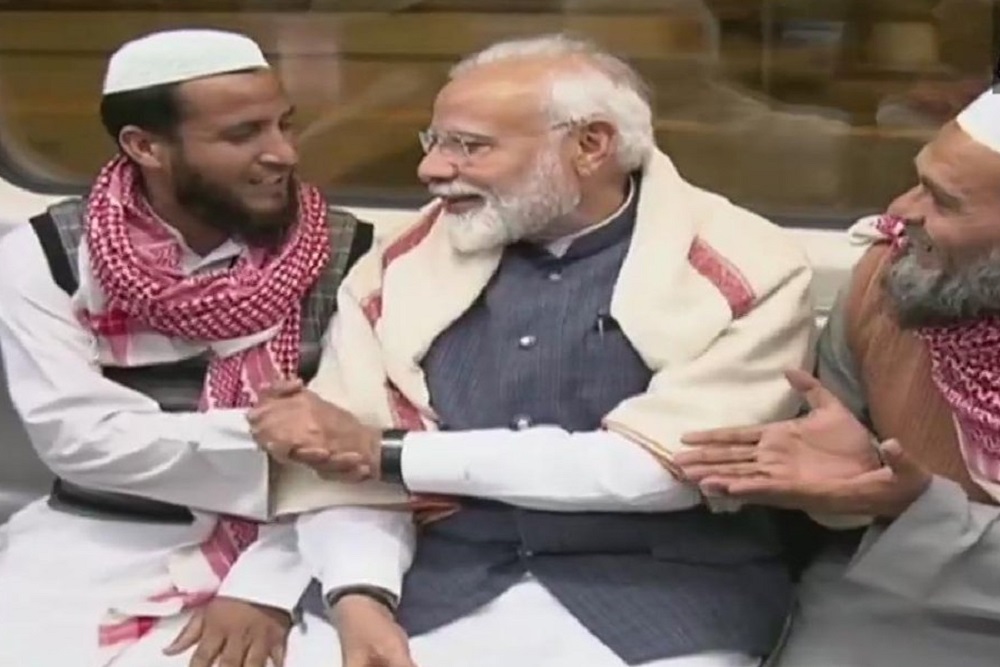 इस्कॉन मंदिर में समारोह में भाग लेने के लिए पीएम मोदी ने किया मेट्रो का सफर