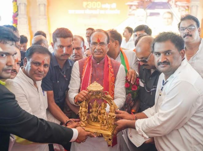 मध्यप्रदेश के सीएम शिवराज सिंह चौहान ने ओरछा में रखी श्री रामराजा लोक की आधारशिला