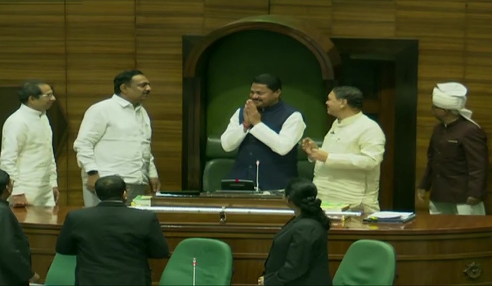 महाराष्ट्र में निर्विरोध विधानसभा अध्यक्ष चुने जाने के बाद कांग्रेस नेता नाना पटोले