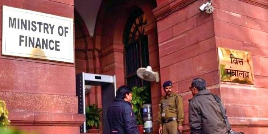 सरकारी बैंक लोन मंजूर कर रहे, पर दे नहीं रहे, वजह जानने को वित्त मंत्रालय सक्रिय