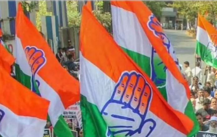 खड़गे ने कांग्रेस नेताओं से एकजुट होने, पार्टी की जीत सुनिश्चित करने का आह्वान किया