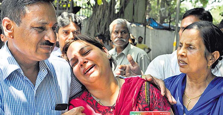 दिल्ली एनकाउंटरः पुलिस वालों के तबादले, एसआईटी गठित