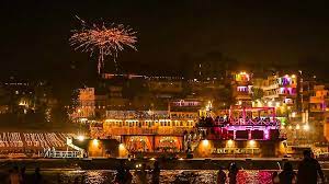 यूपीः देव दीपावली पर पांच लाख पर्यटकों के आने की उम्मीद, अभेद्य किला होगी काशी