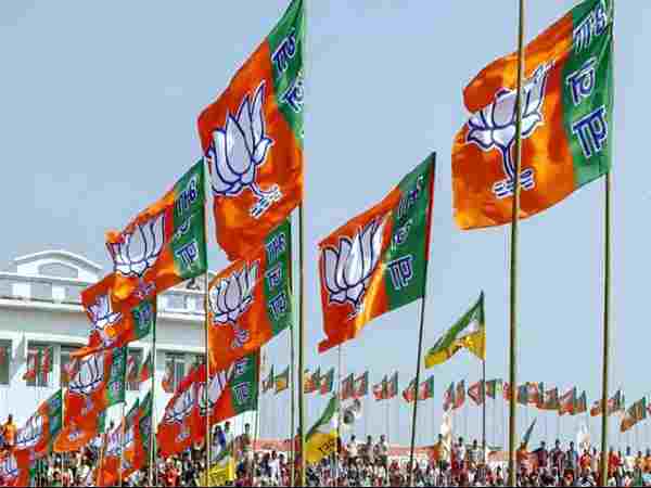 महाराष्ट्र: बीजेपी का ग्राम पंचायत चुनावों में भारी जीत का दावा, कांग्रेस ने इसे बताया झूठा प्रचार
