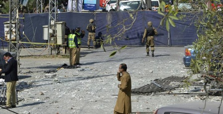 लाहौर में आत्मघाती हमला, छह लोगों की मौत