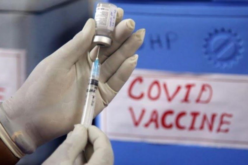 वैक्सीन की कमी पर महाराष्ट्र और छत्तीसगढ़ मोदी सरकार से भिड़े, दावा- कई जगह टीकाकरण बंद