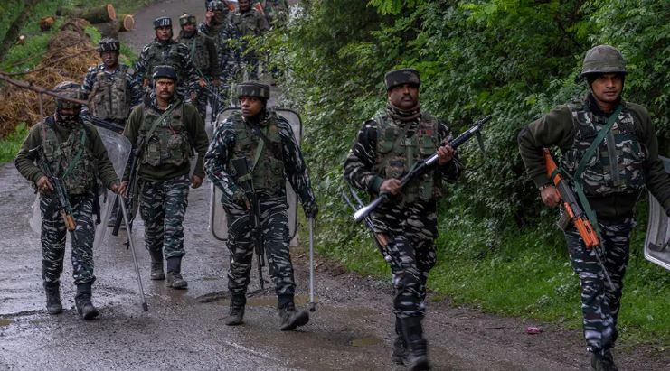 जम्मू कश्मीर के कुपवाड़ा में घुसपैठ की कोशिश नाकाम, सुरक्षाबलों ने चार आतंकवादियों को मार गिराया