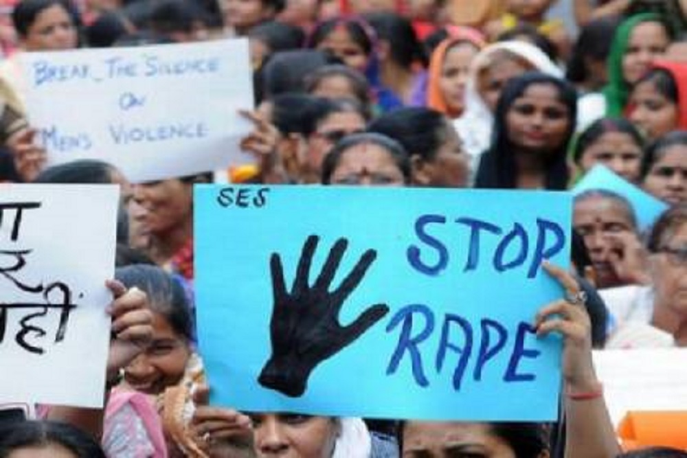 भीलवाड़ा में बलात्कार के बाद बीच सड़क पर भागती रही नाबालिग, तीन आरोपी गिरफ्तार