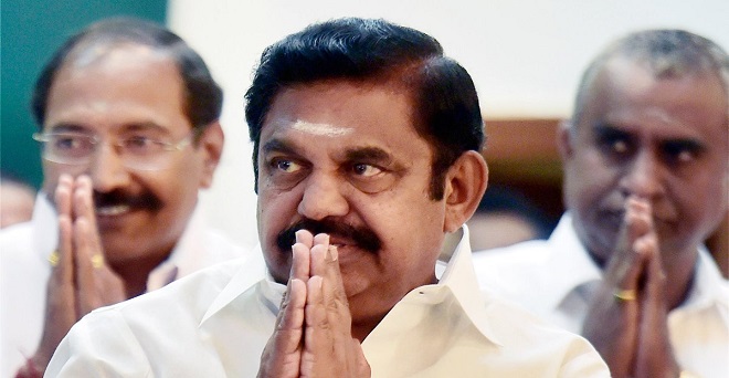 तमिलनाडु की पलानीस्वामी सरकार को राहत, 18 विधायकों की योग्यता पर जजों की राय बंटी
