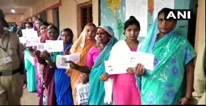 कर्नाटक उपचुनाव: मतदान खत्म, जामखंडी में 81.58 और बेल्लारी में 63.85 फीसदी वोटिंग