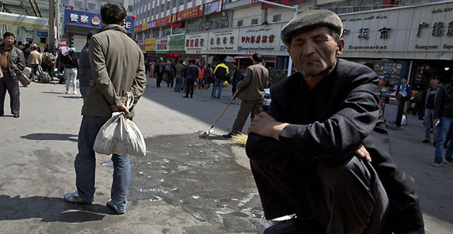 चीन में आतंकी हमले में आठ लोगों की मौत