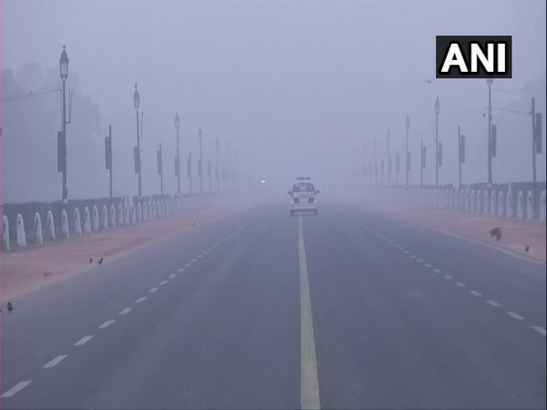 दिल्ली में सीजन का सबसे ठंडा दिन, तापमान 2.4 डिग्री तक गिरा, उत्तर भारत में जारी रहेगी शीत लहर