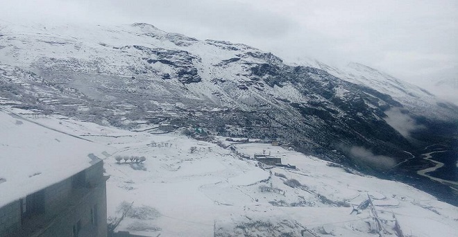 हिमाचल के लाहौल-स्पीति में भारी बर्फबारी में फंसे आईआईटी रुड़की के 35 छात्र सुरक्षित