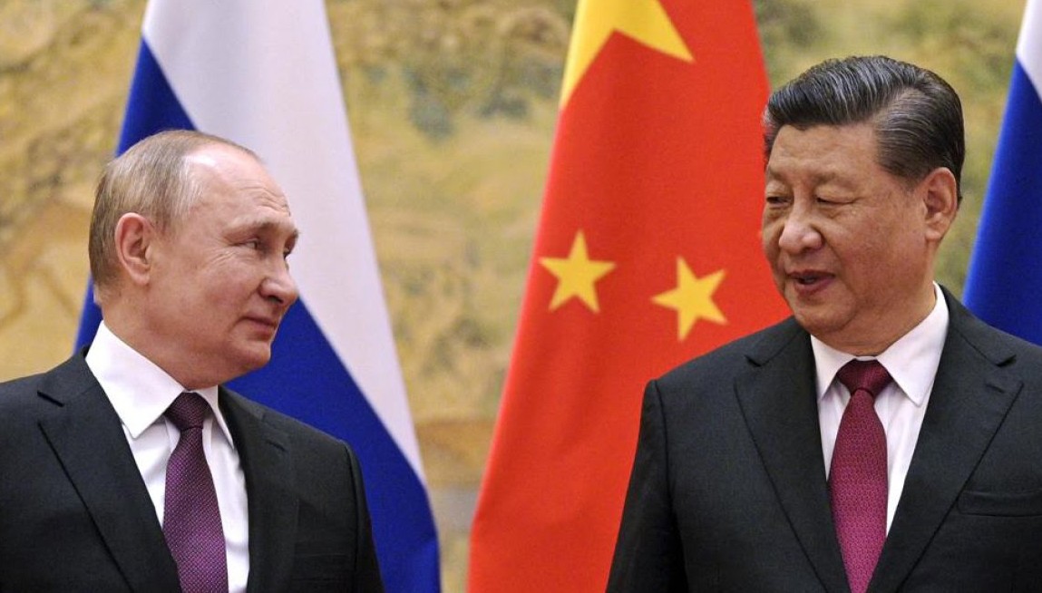 चीन से सैन्य सहायता मांग रहा है रूस, अमेरिकी अधिकारियों का दावा