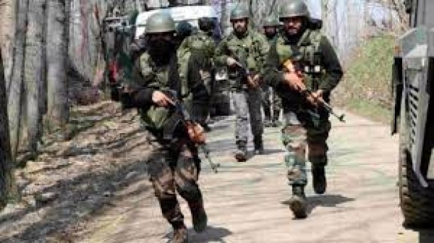 कश्मीर में मुठभेड़, तीन आतंकवादी मारे गए, 24 घंटे में 7 आतंकी ढेर