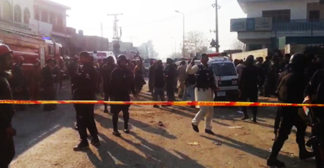 पाकिस्तान: ईद की नमाज के दौरान आत्मघाती विस्फोट, 13 घायल