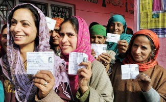 जम्मू-कश्मीर में लोकसभा से पहले होंगे स्थानीय चुनाव? चुनाव आयोग ने दी ये जानकारी
