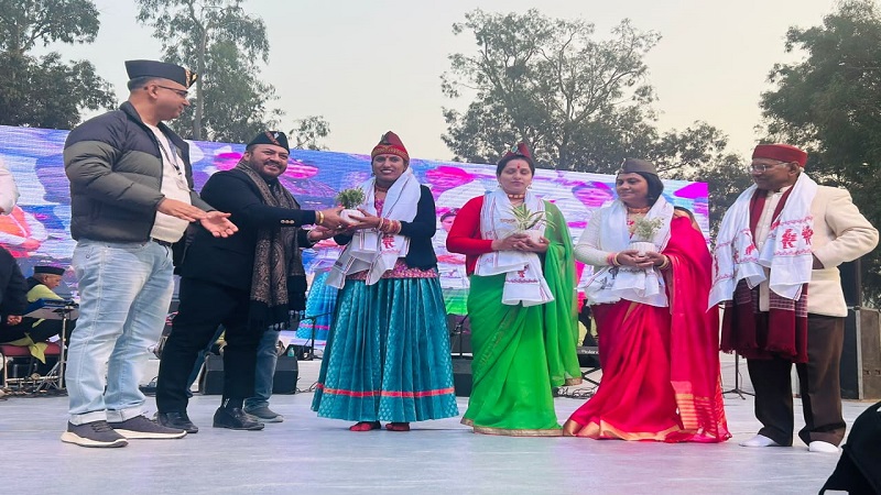 गढ़वाली, कुमांउनी एवं जौनसारी अकादमी ने दिल्ली में मनाया उत्तरैणी मकरैणी महोत्सव; उत्तराखंड के लोगों को उनकी संस्कृति से जोड़ना मकसद