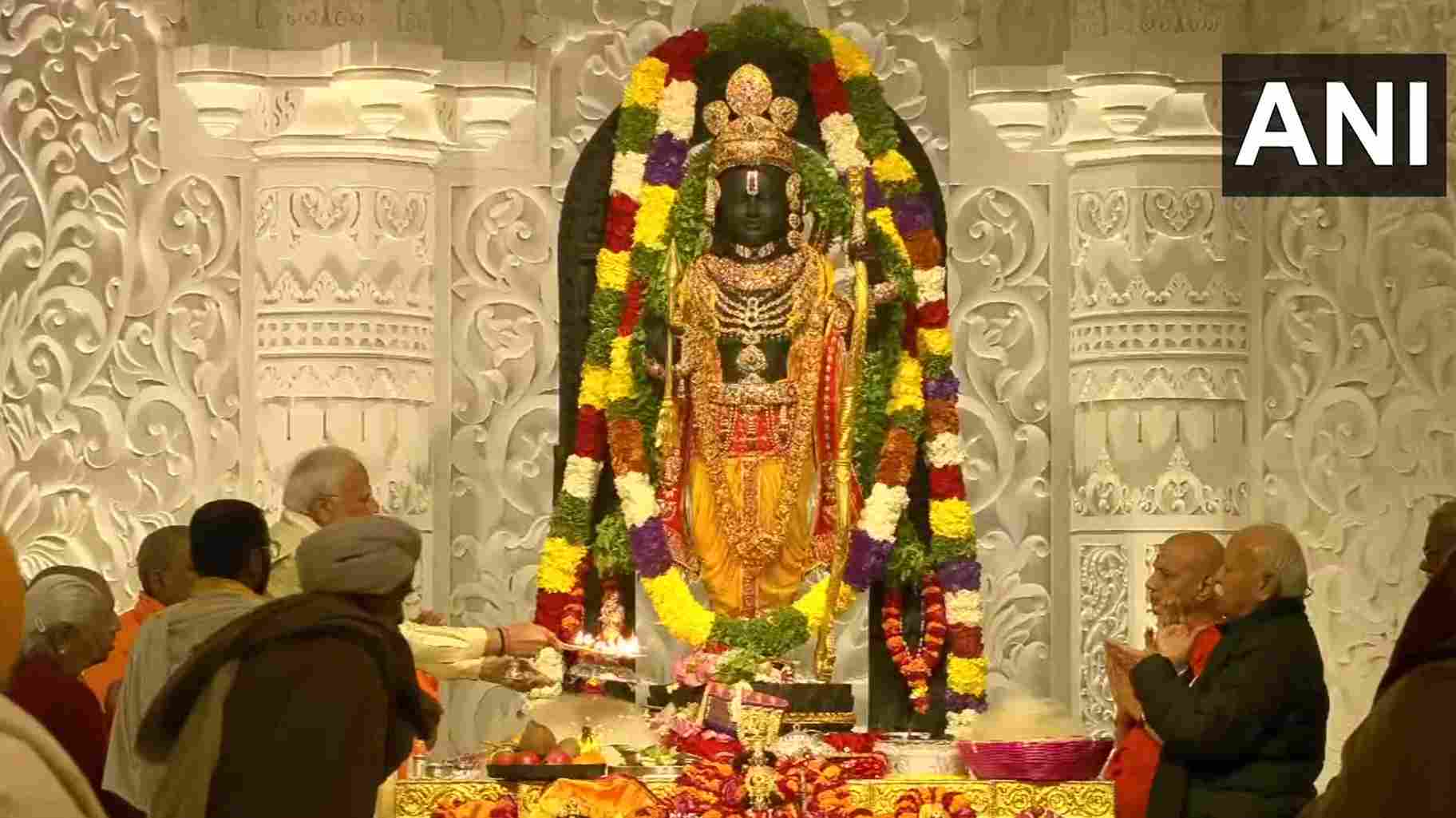 अयोध्या में अपने भव्य मंदिर में विराजे राम लला, पीएम मोदी के नेतृत्व में हुई प्राण प्रतिष्ठा
