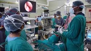 त्रिपुरा: व्यवसायी ने सर्जरी में डॉक्टरों की सहायता की, सरकार ने दिए जांच के आदेश