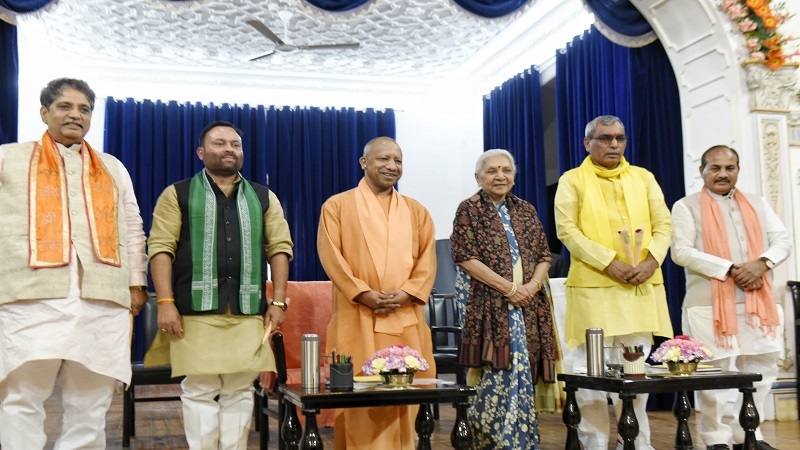 लोकसभा चुनाव से पहले योगी कैबिनेट का विस्तारः ओपी राजभर, आरएलडी के अनिल कुमार सहित 4 मंत्रियों को मिली जगह