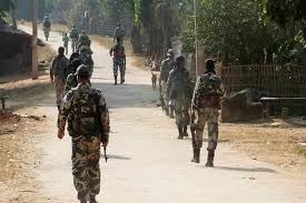 छत्तीसगढ़: कांकेर में सुरक्षा बलों ने मुठभेड़ में कम से कम 18 नक्सलियों को मार गिराया, तीन जवान घायल