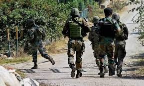 जम्मू-कश्मीर: सोपोर में सुरक्षा बलों ने मुठभेड़ में आतंकवादी को मार गिराया, 1 नागरिक घायल